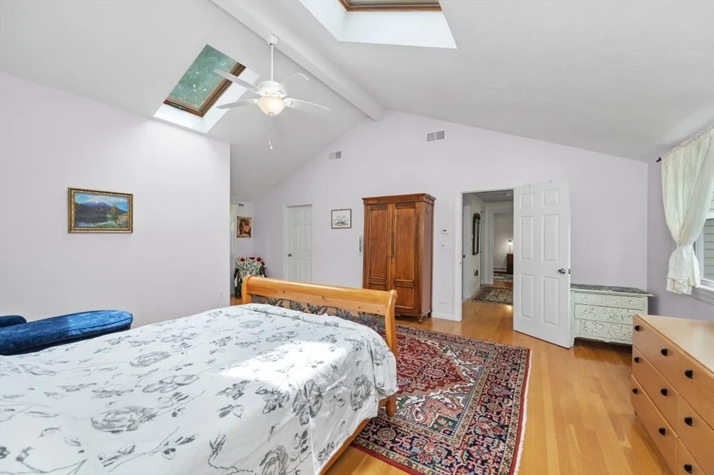 Photo of 18 Edgewood Rd