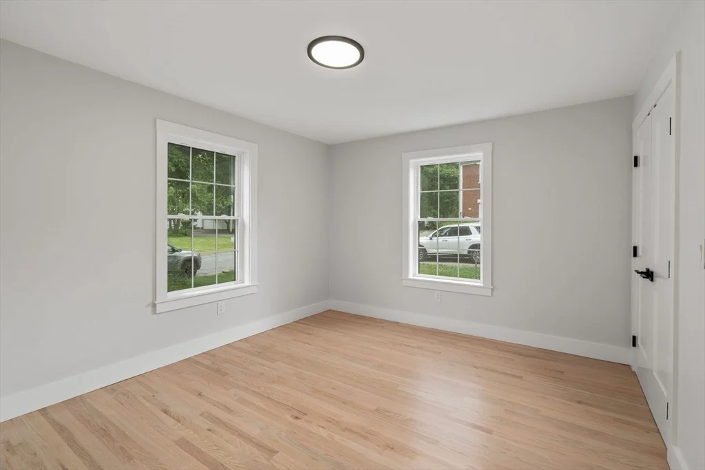 Photo of 19 Whitehorse Rd
