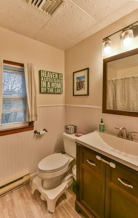 Photo of 120 Lakeside Ave