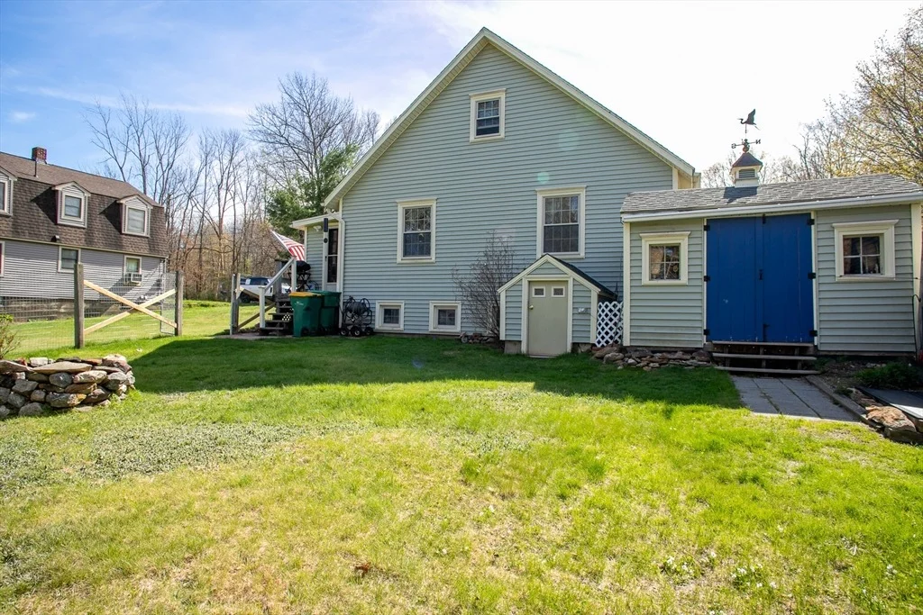Photo of 20 Cottage Ln