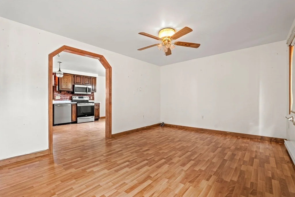 Photo of 1 Mayfair Rd