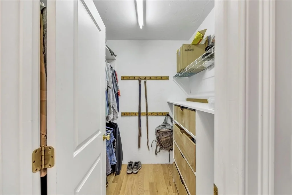 Photo of 4 Main Sail Dr