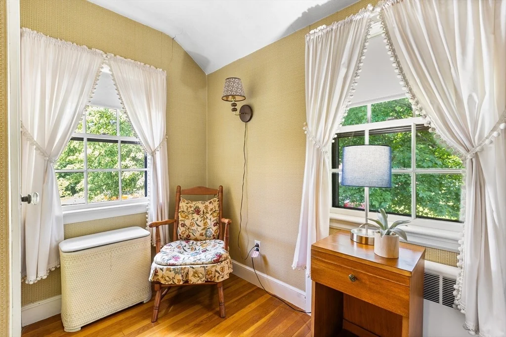 Photo of 24 Meadow Brook Lane