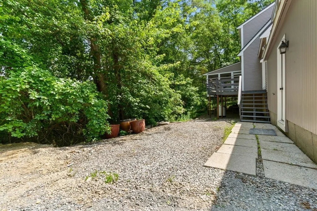 Photo of 32 School St