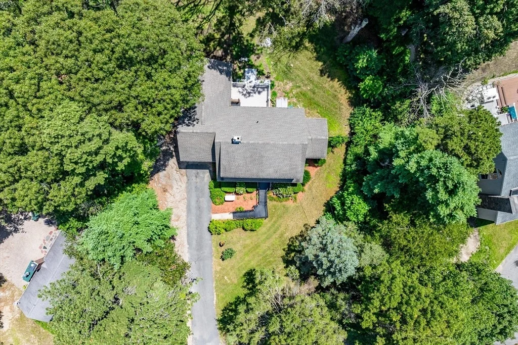 Photo of 15 Melissa Ave