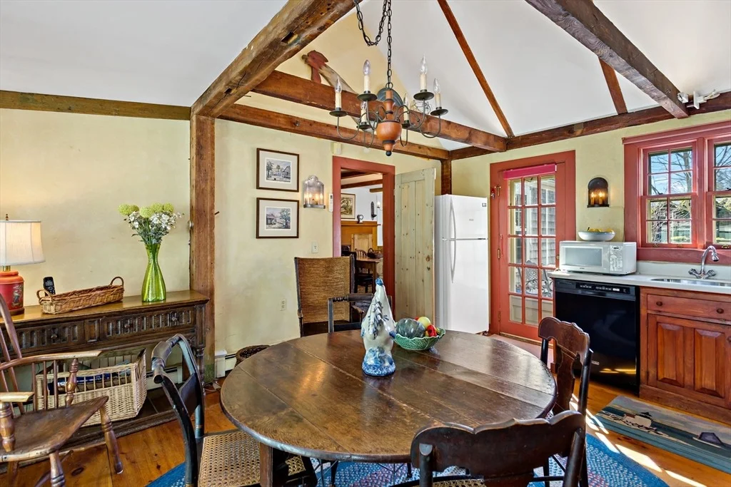 Photo of 303 Phinney's Lane