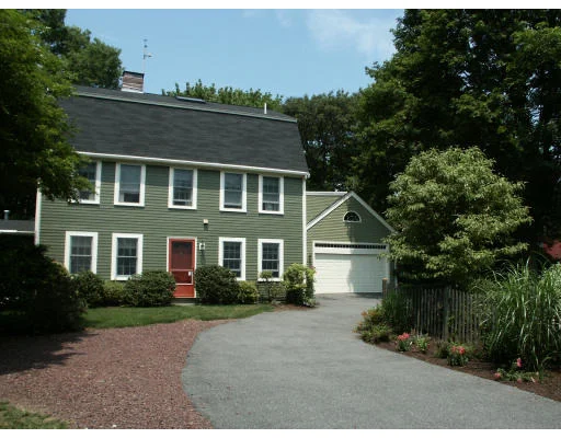 Photo of 21 Columbia Rd