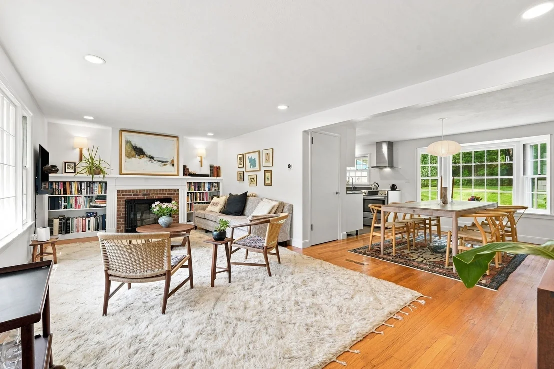 Photo of 52 Blue Hills Rd