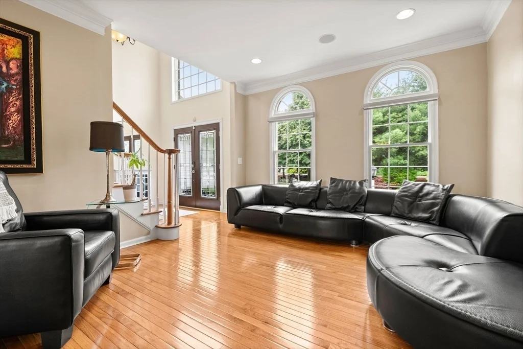 Photo of 15 Fairways Ln