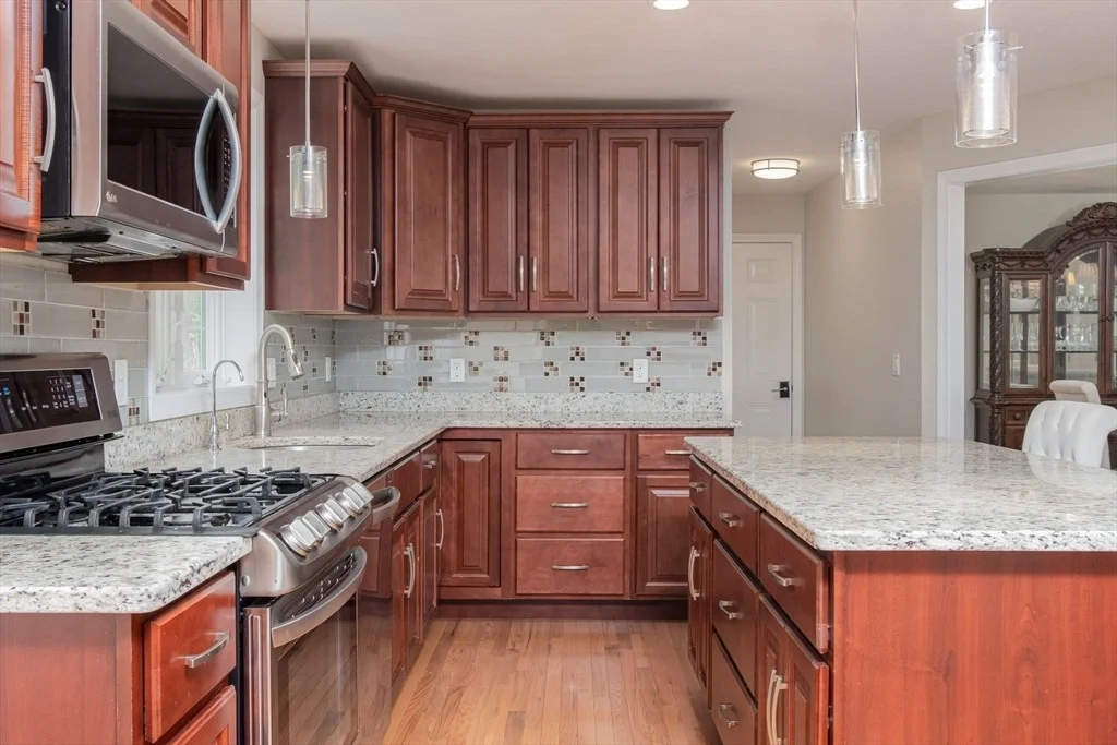 Photo of 78 Tavern Rd