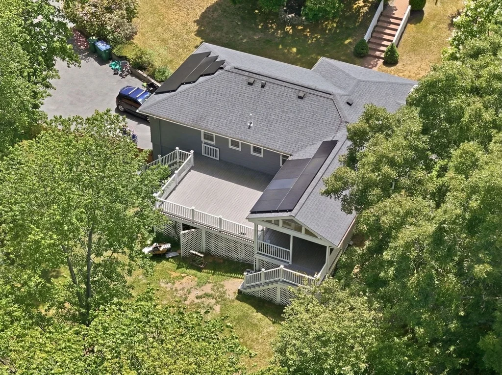 Photo of 5 Stanford Dr