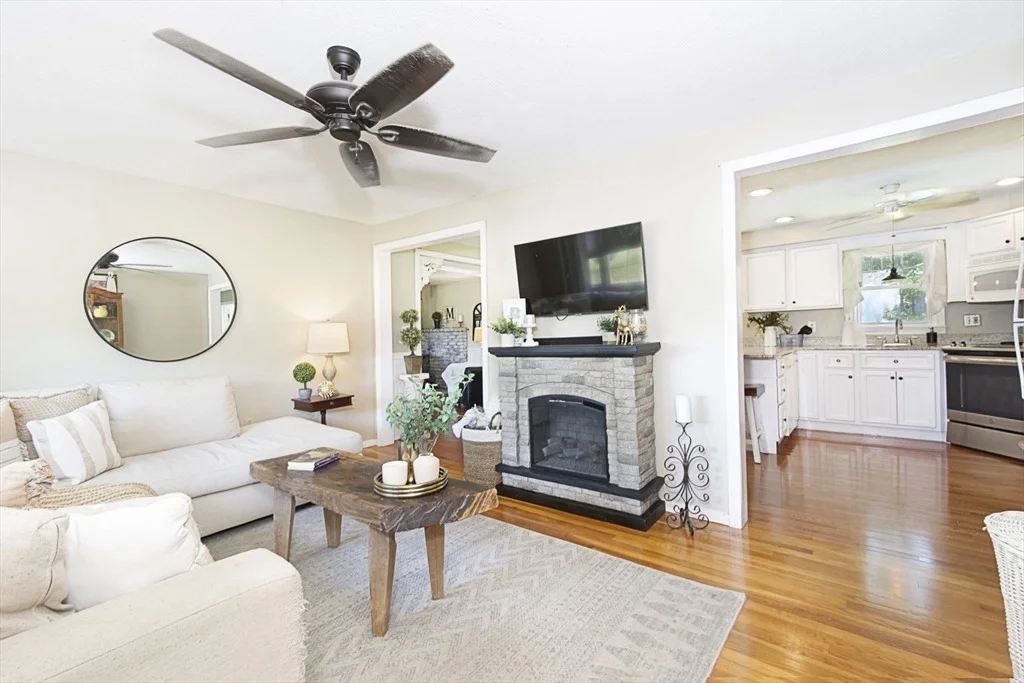 Photo of 53 Boutelle Rd