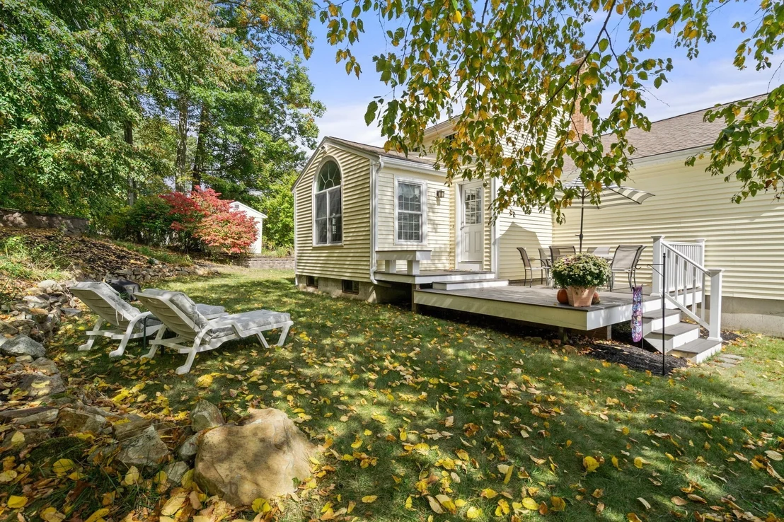 Photo of 5 Crockett Cir