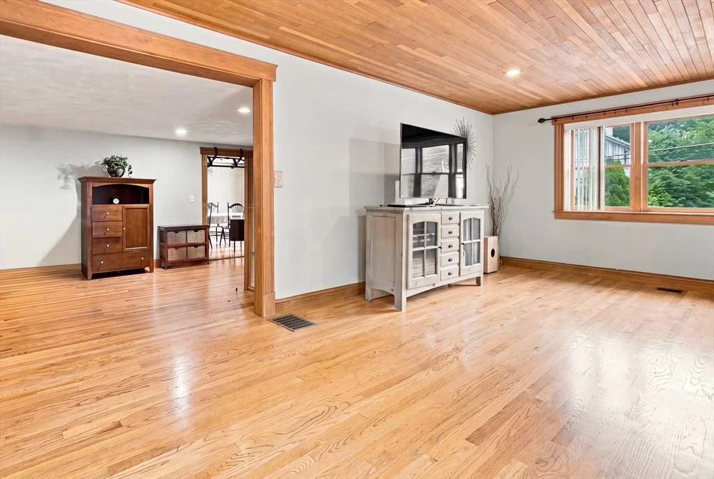 Photo of 18 Gordon Rd