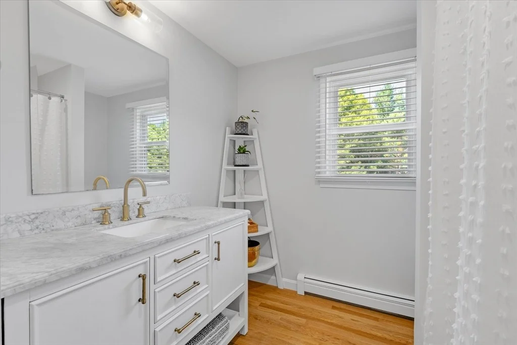 Photo of 139 Fuller Rd