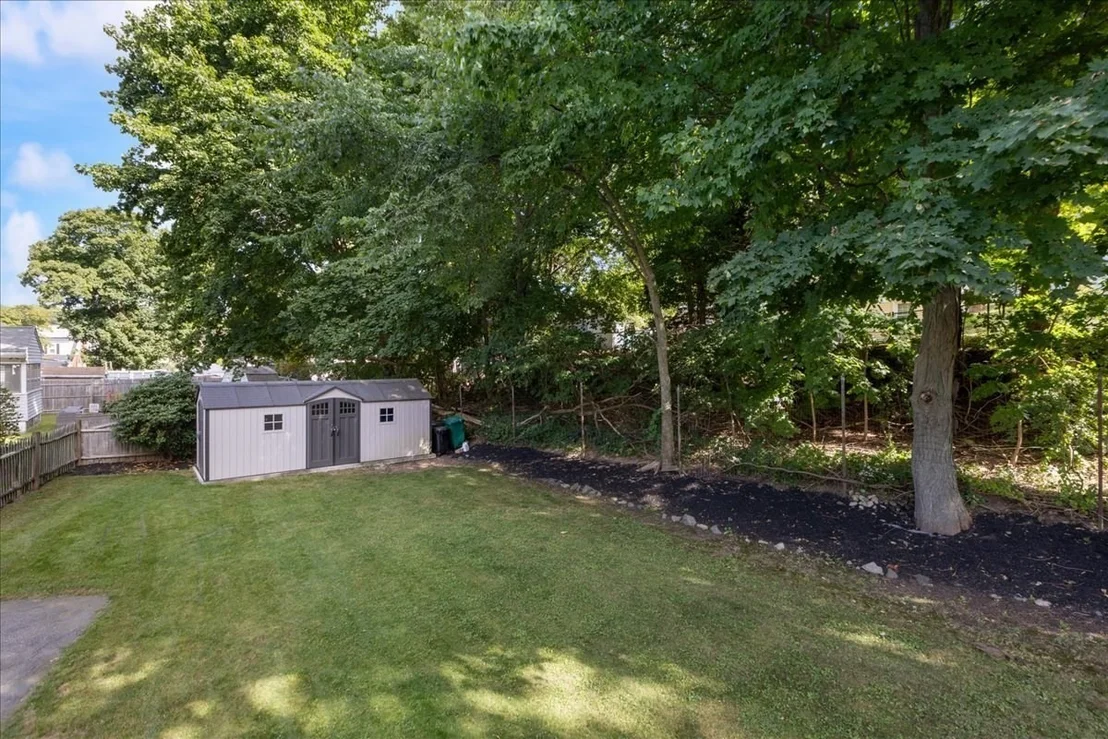 Photo of 66 Edgemere Rd