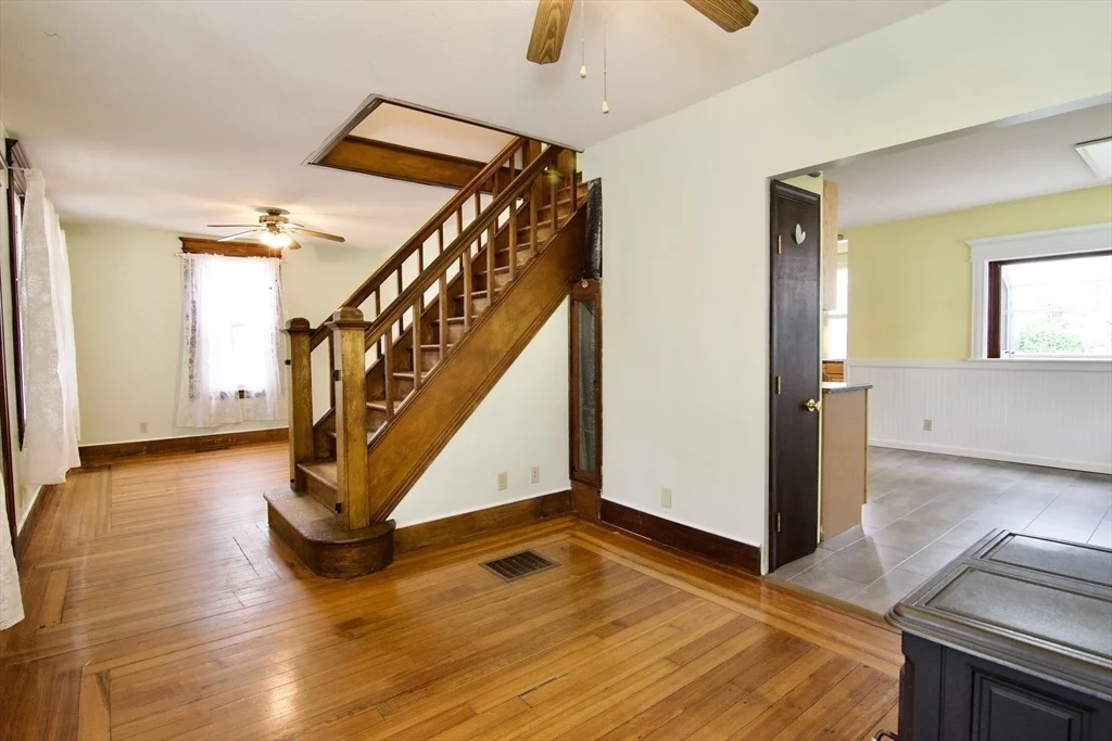 Photo of 82 Worcester St