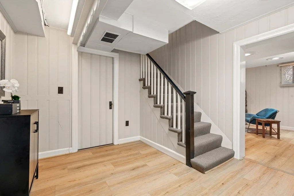 Photo of 142 Beverly Rd.