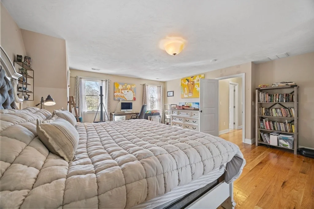 Photo of 32 Everett Road