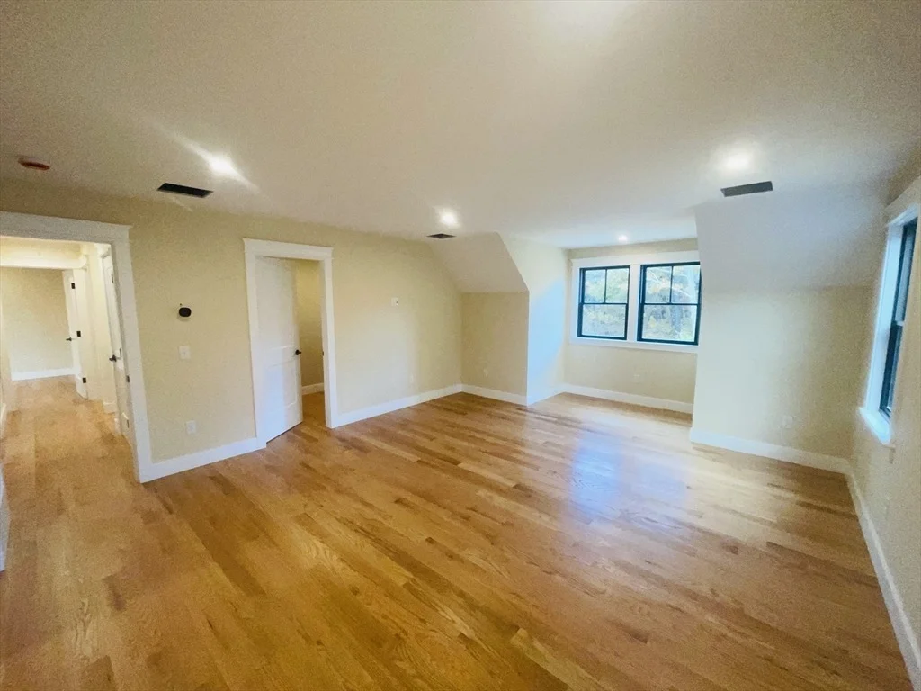 Photo of 4 Resolution Rd