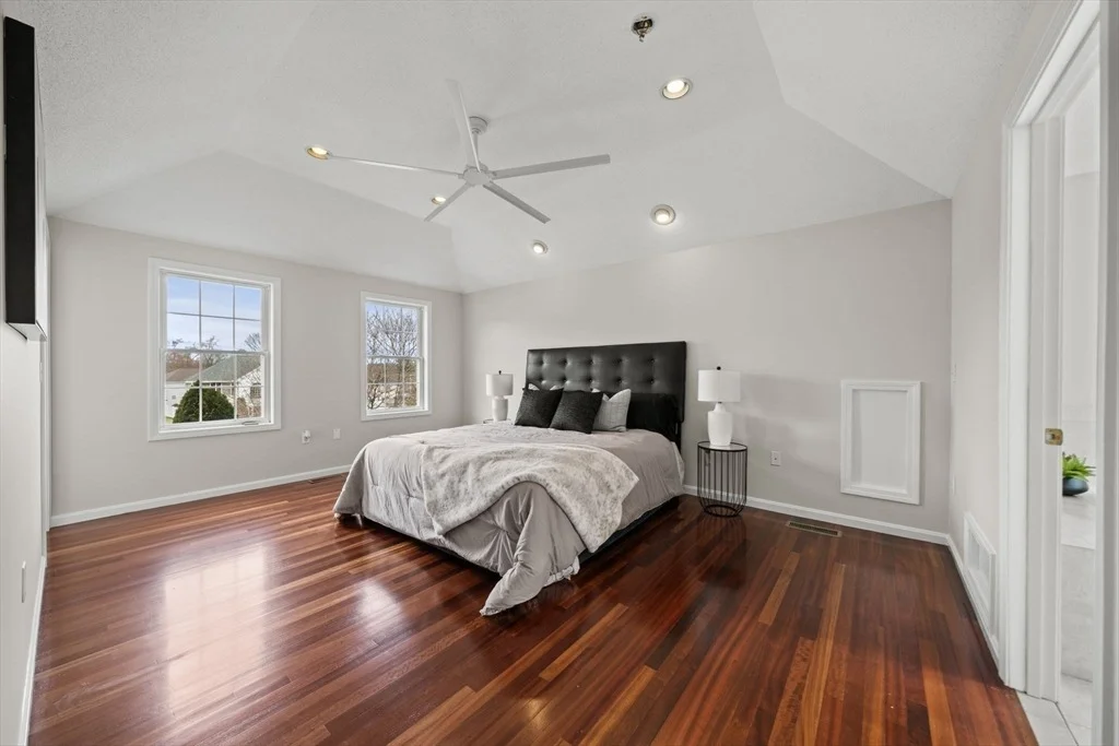 Photo of 23 Carle Dr