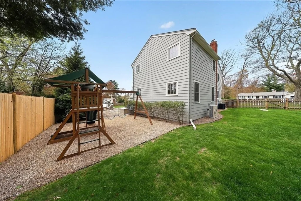 Photo of 75 Brewster Rd