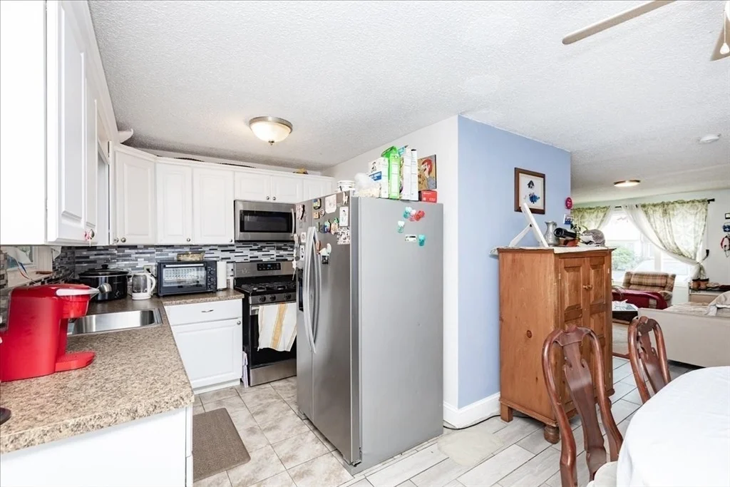 Photo of Unit 8A at 945 Riverside Dr