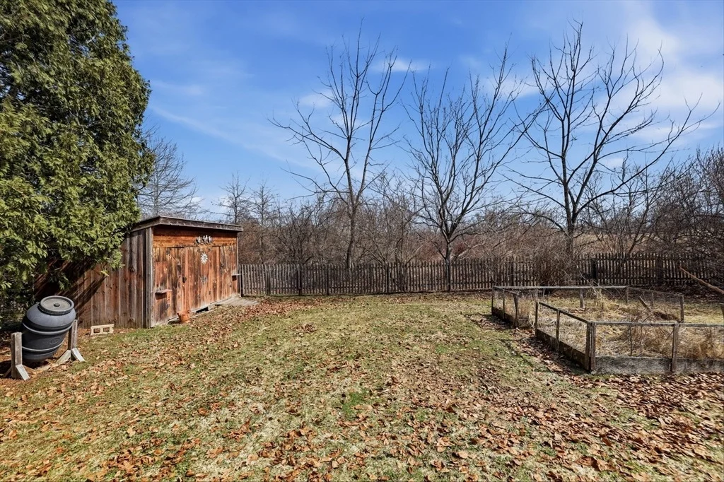 Photo of 14 Hawley Rd