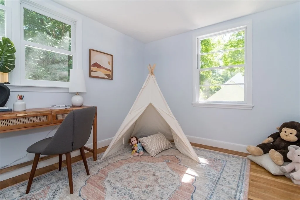 Photo of 23 Lexington Rd