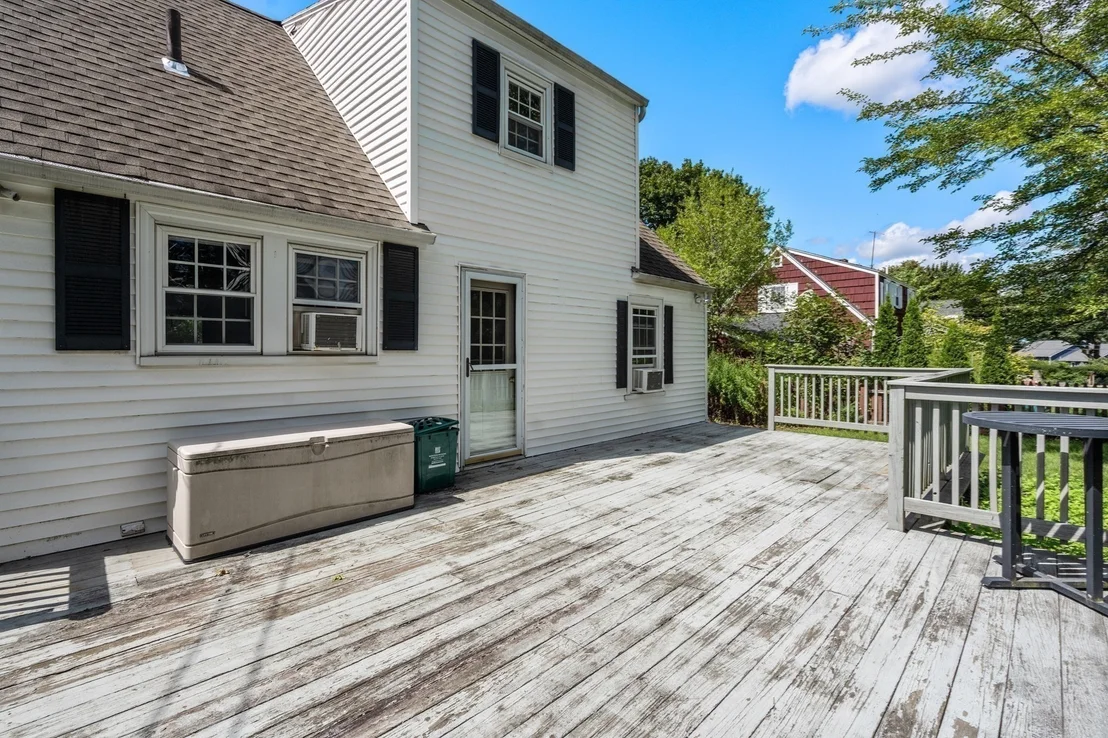 Photo of 515 Lake Avenue