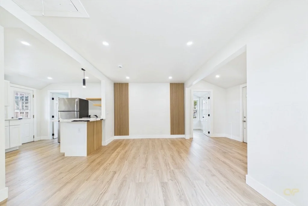 Photo of 6 Pinehurst Dr