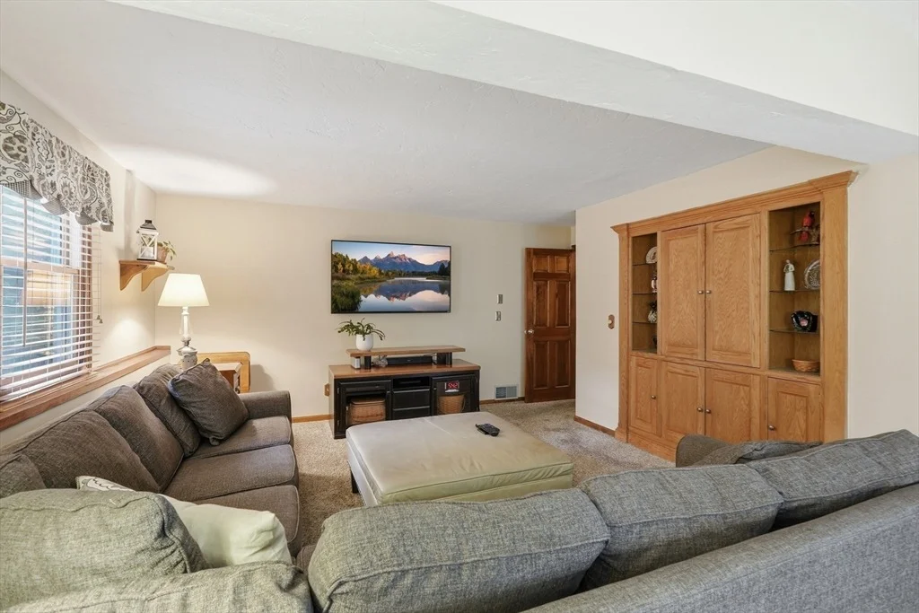 Photo of 3 Barrows Road