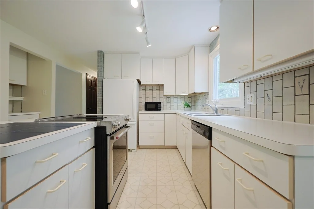 Photo of 269 Fairview Ave