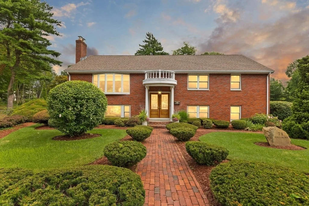 Photo of 71 Poulos Rd