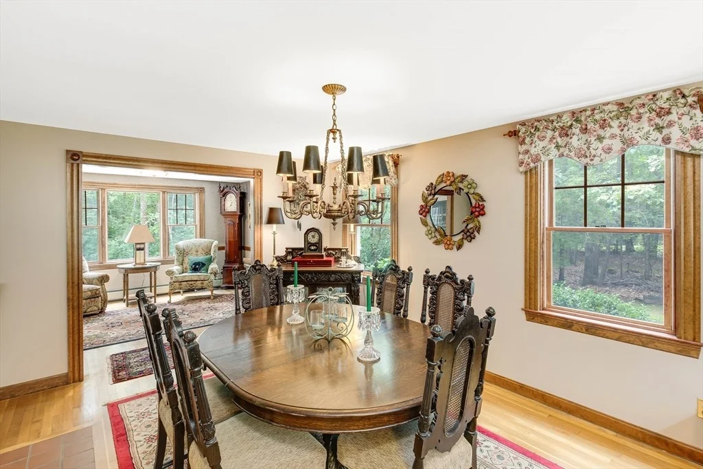 Photo of 156 Newbury Rd