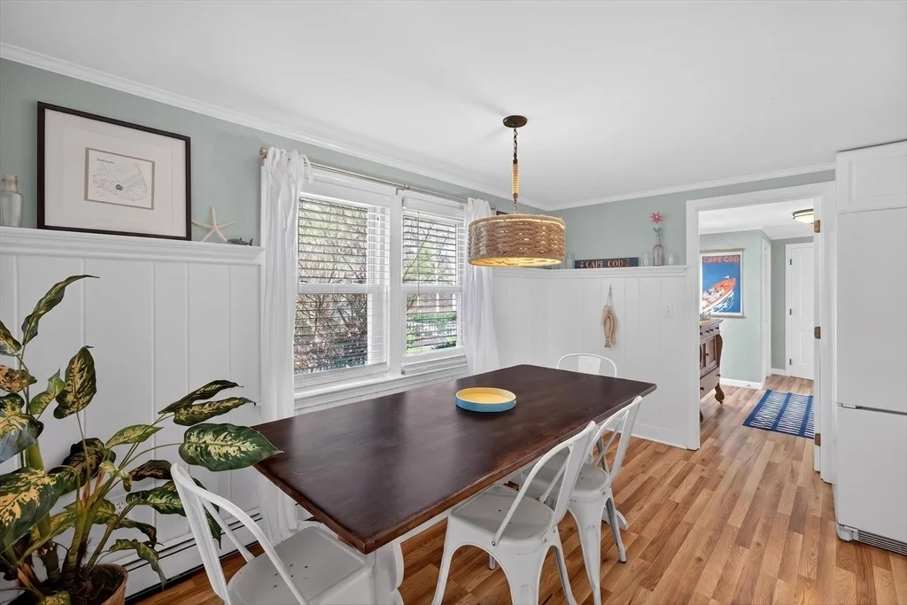 Photo of 14 Lovers Ln