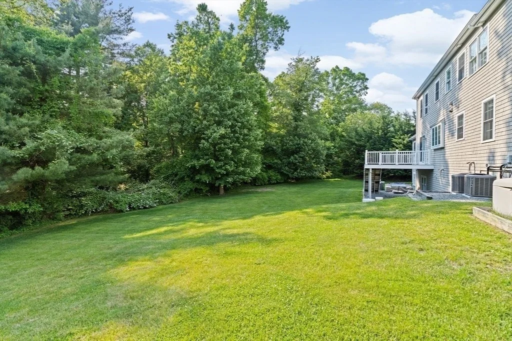 Photo of 10 Evangeline Dr