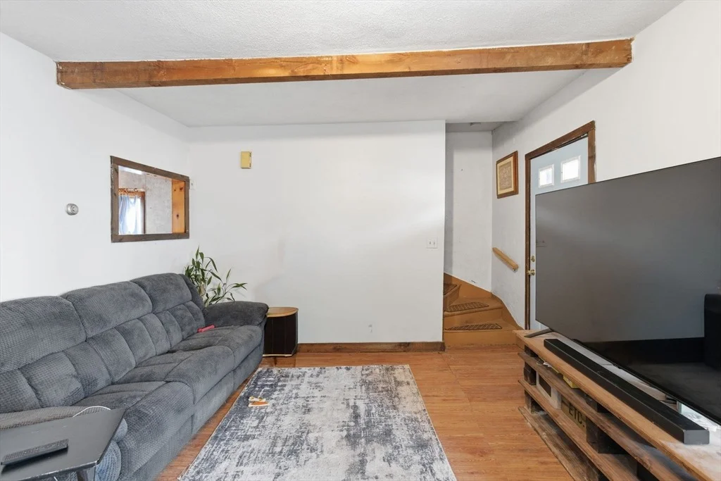 Photo of 5 Floyd Ave