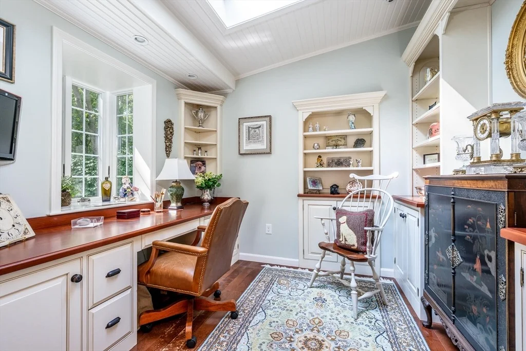 Photo of 15 Long Pond Cir