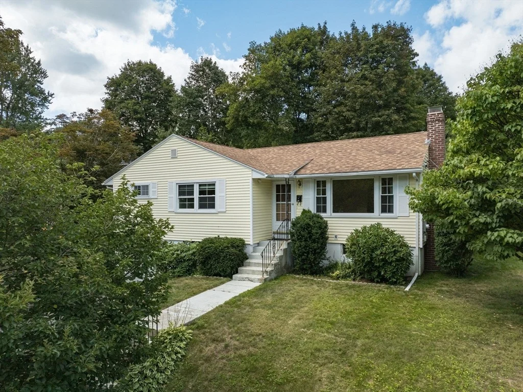 Photo of 116 Longmeadow Ave
