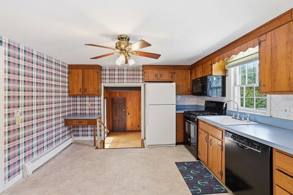 Photo of 1 Aspen Rd