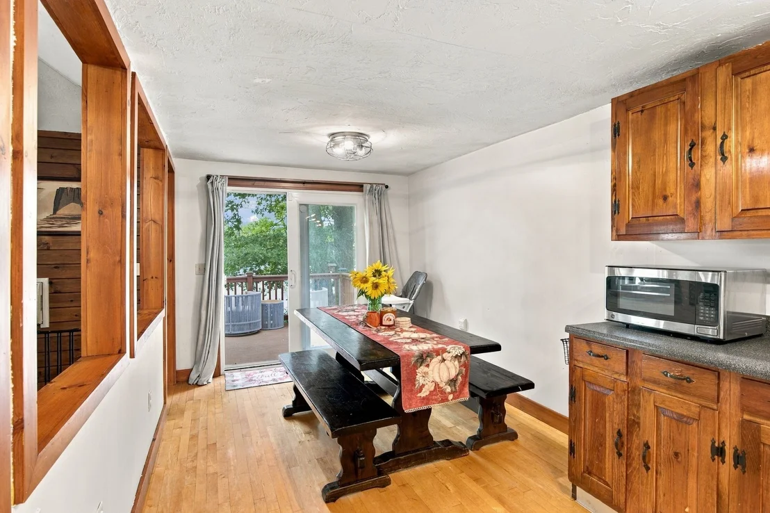Photo of 39 Lakeview Dr