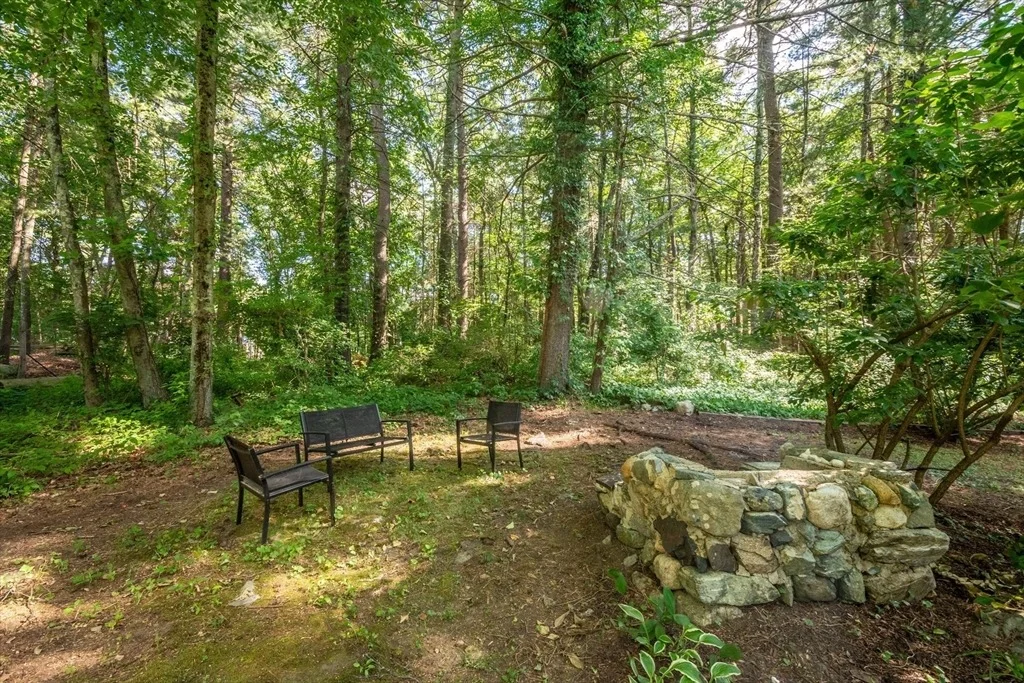 Photo of 141 Trapelo Road