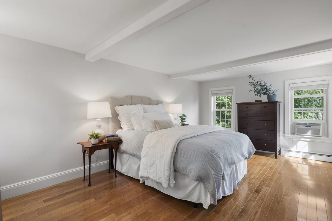 Photo of 35 Smith Pl