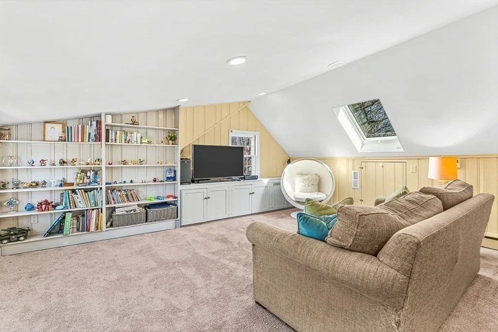 Photo of 7 Rangeley Road
