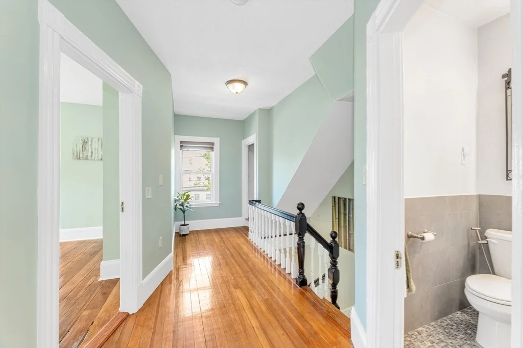 Photo of 15 Reddy Ave
