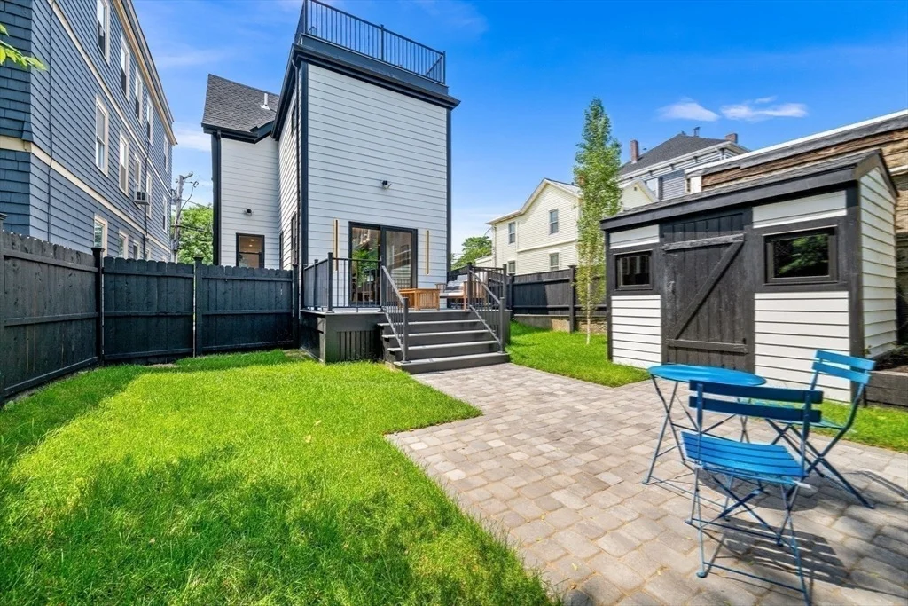 Photo of 9 Vinal Ave