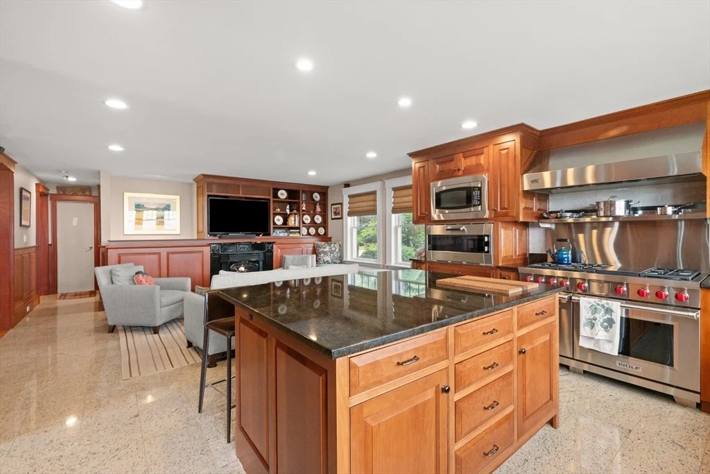 Photo of 13 Phillips Ave