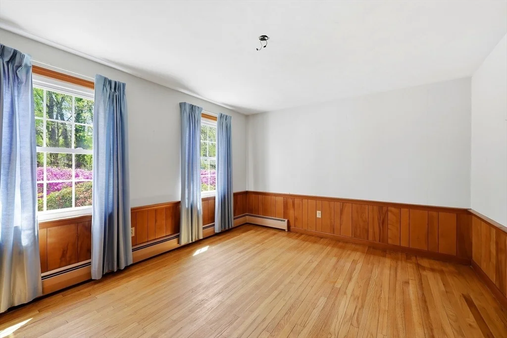 Photo of 291 Forest Glen