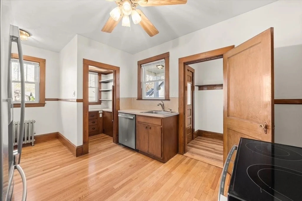 Photo of 153 Brookside Ave.